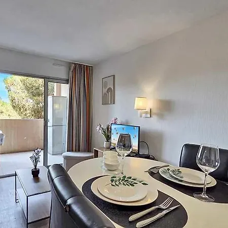 Lx153 Clim Balcon & Piscine - 2mn Des Plages Apartamento *