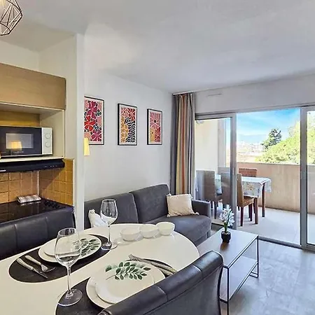 Lx153 Clim Balcon & Piscine - 2mn Des Plages *